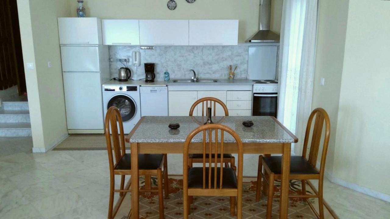 Despina'S House Apartment Nea Kallikrateia Екстериор снимка